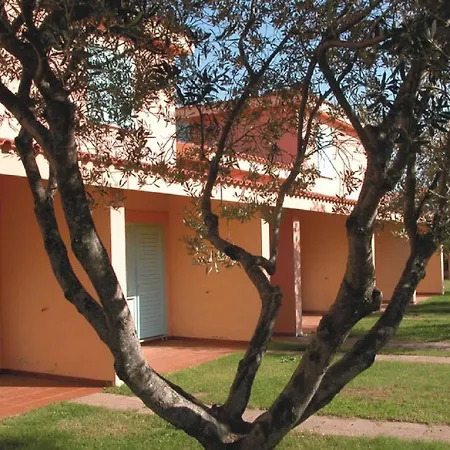 Aparthotel Li Menduli