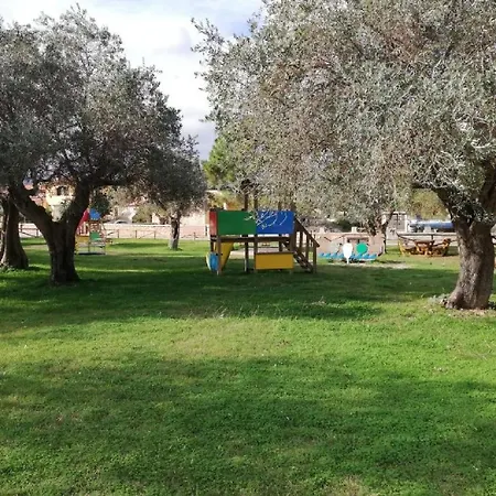 Aparthotel Li Menduli 3*